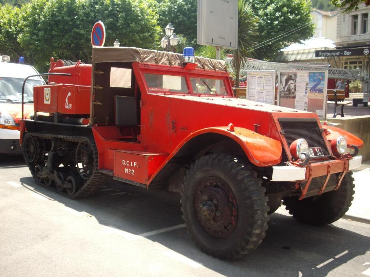 HalftrackFireTruck_zpsd47bbc17.jpg