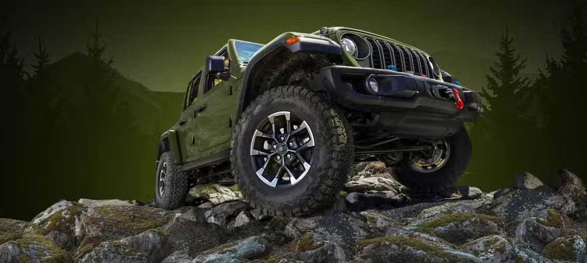 MY24-Jeep-Wrangler-Overview-Hero-1160x520.jpg